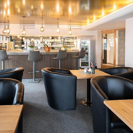 Sopherl Am See - Fruehstueck Auf Der Seeterrasse, Sehr Ruhig Und Wunderschoen Am See, 3 Minuten Nach Oberpfaffenhofen, Viele Radtouren, Restaurants & Cafes In Der Umgebung Wessling Exterior foto