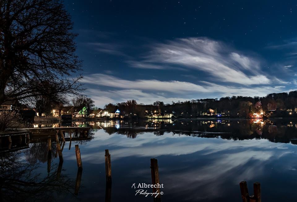 Sopherl Am See - Fruehstueck Auf Der Seeterrasse, Sehr Ruhig Und Wunderschoen Am See, 3 Minuten Nach Oberpfaffenhofen, Viele Radtouren, Restaurants & Cafes In Der Umgebung Wessling Exterior foto